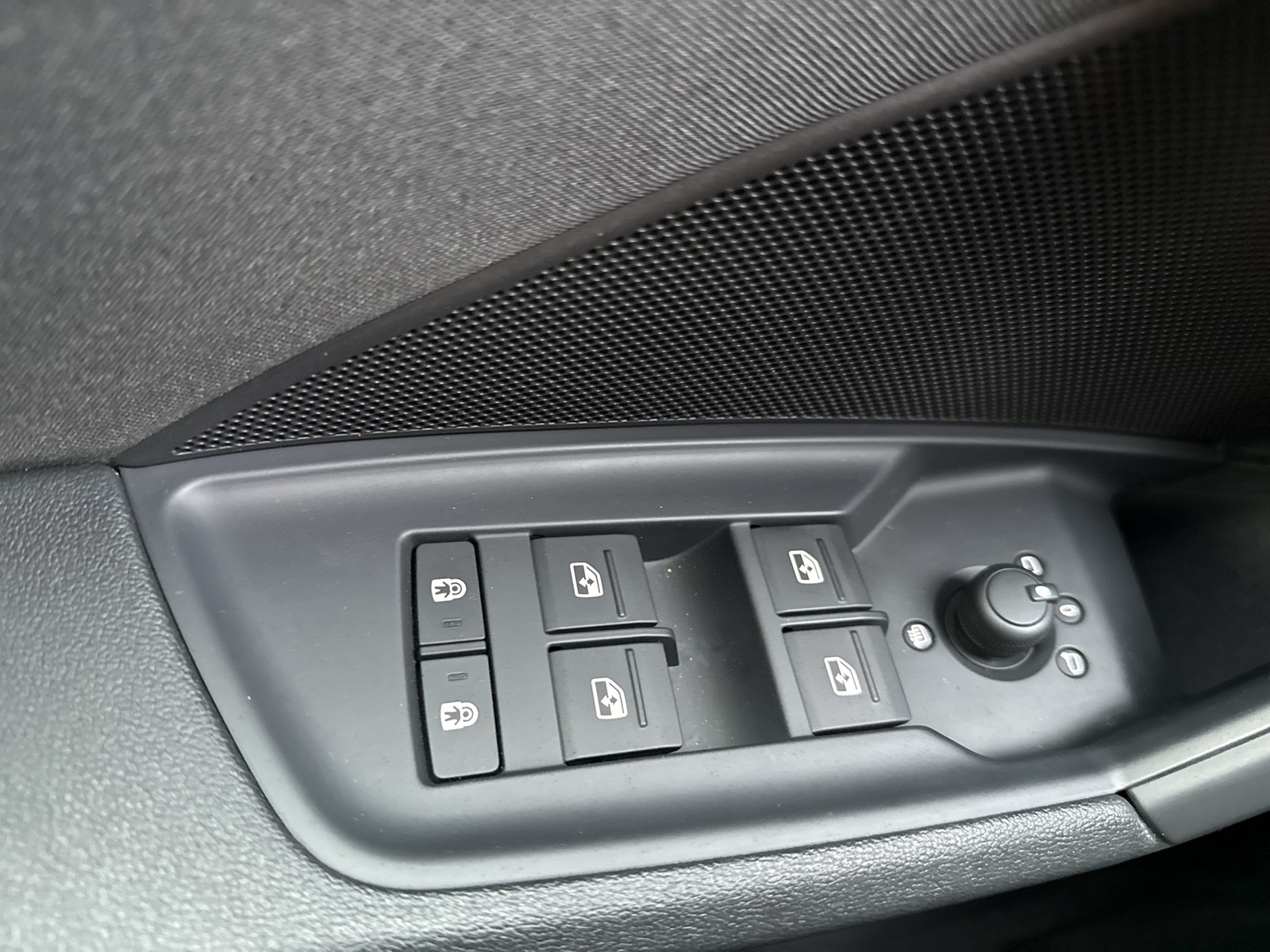 Audi A3 35 advanced BLACKPAK CAM LM18 NAVI+ SITZHEIZ.