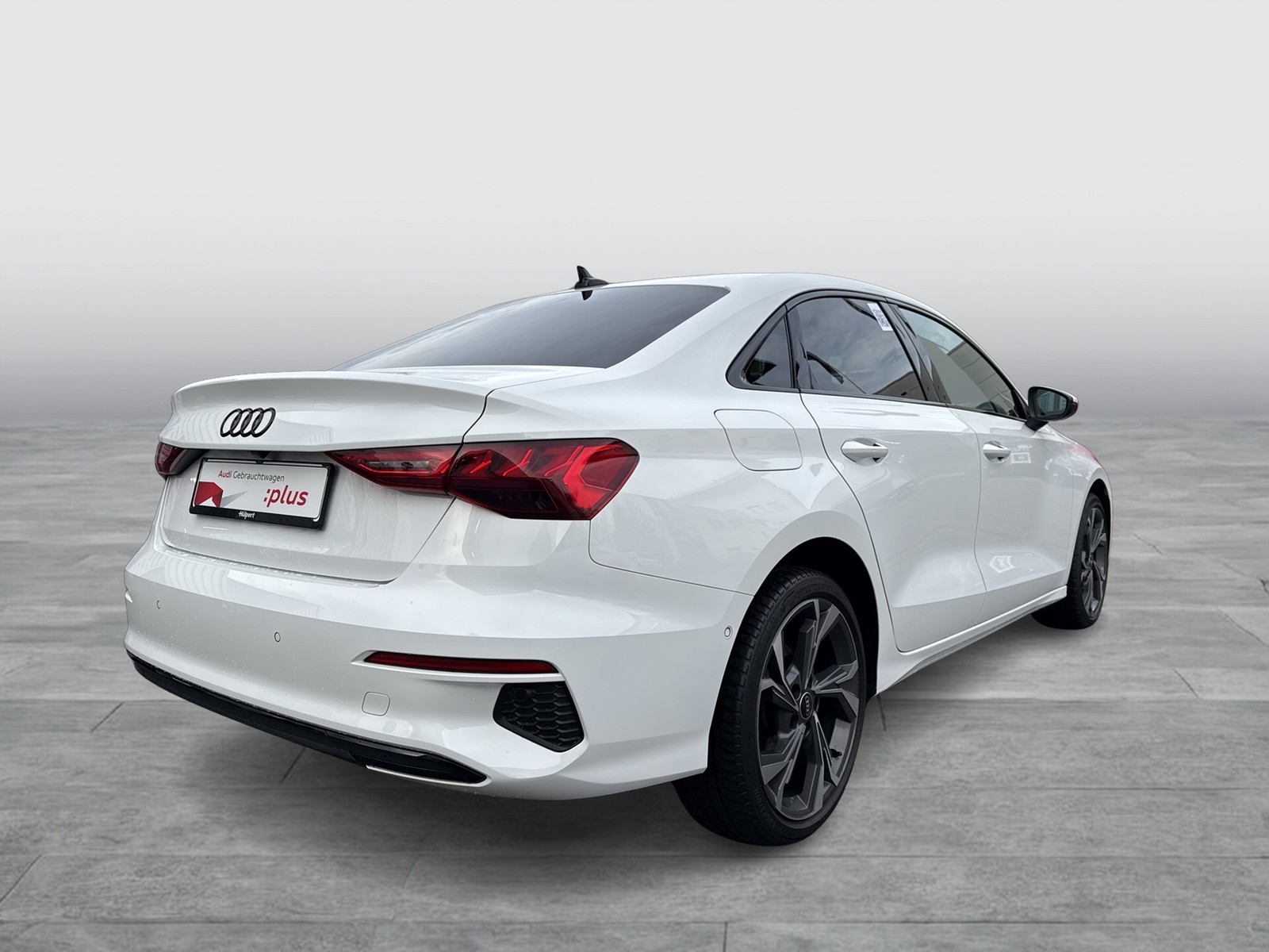 Audi A3 35 advanced BLACKPAK CAM LM18 NAVI+ SITZHEIZ.