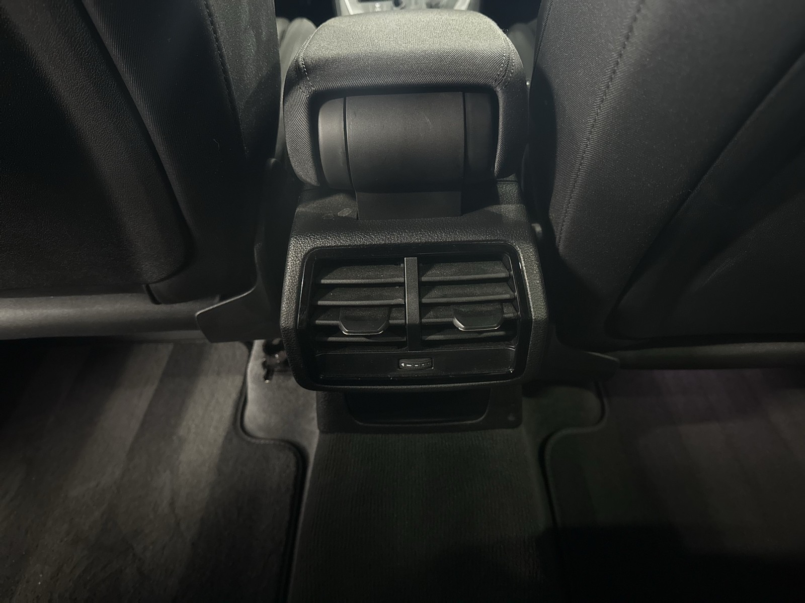 Audi Q3 35 TFSI S tronic advanced LED+Sportsitze+AHK+Optikpaket+Kamera+