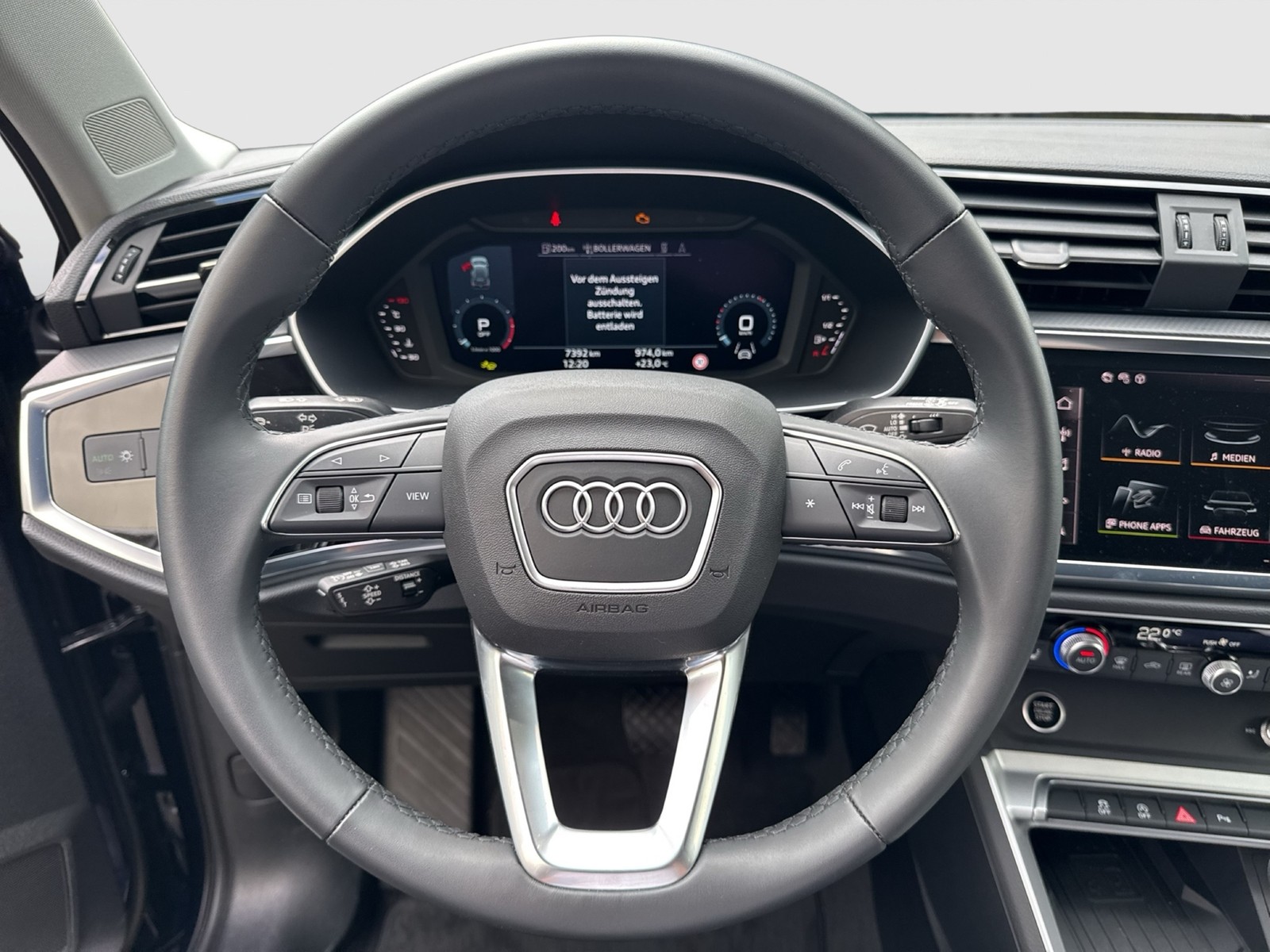 Audi Q3 35 advanced AHK ACC LM18 E-KLAPPE NAVI+
