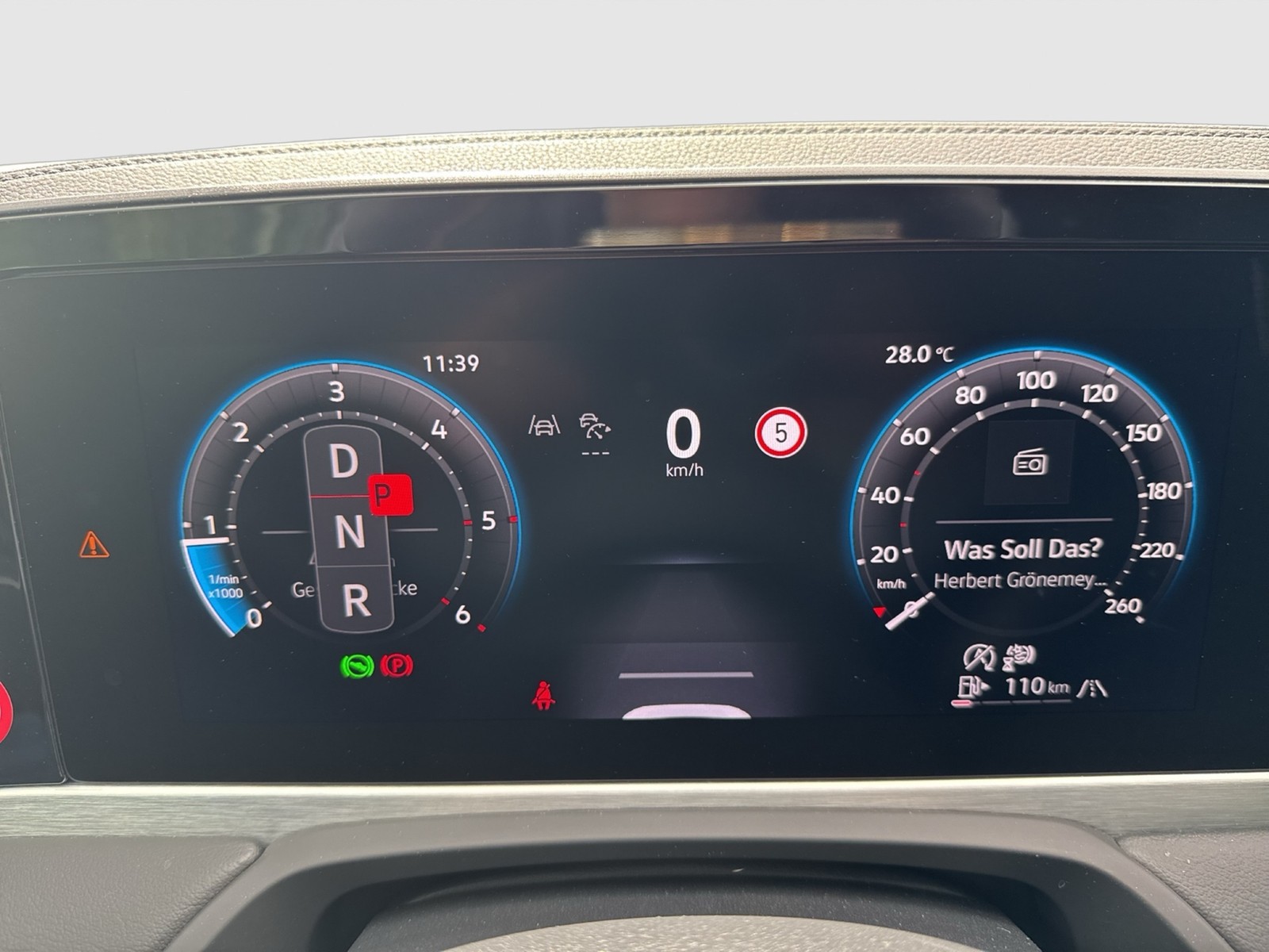 Volkswagen Passat Variant 2.0 ELEGANCE 4X4 PANO STANDHZ AHK