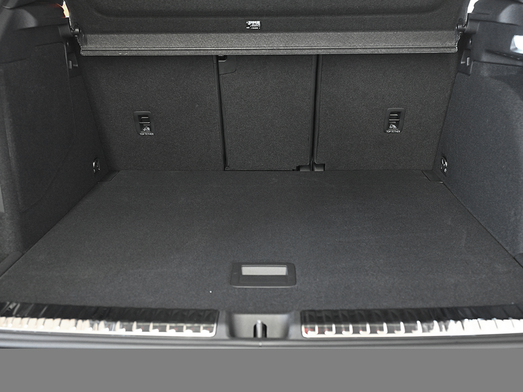 Audi Q3 e-hybrid S tronic S Line AHK+PANO+MATRIX+MMIPRO