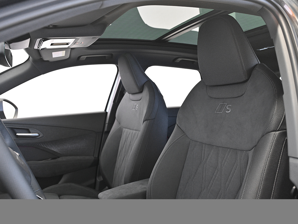 Audi Q3 e-hybrid S tronic S Line AHK+PANO+MATRIX+MMIPRO