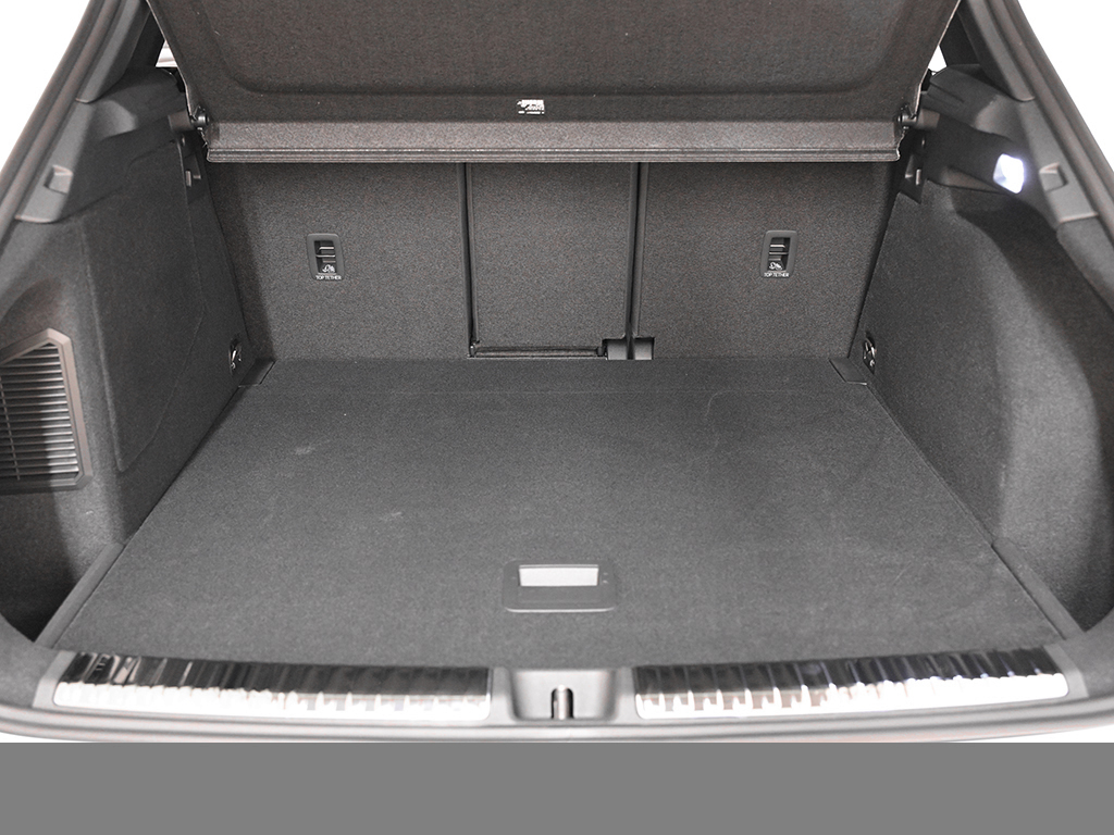 Audi Q3 e-hybrid S tronic S Line TechPaket+MMIPro+AHK+Sonneschutzverglasung