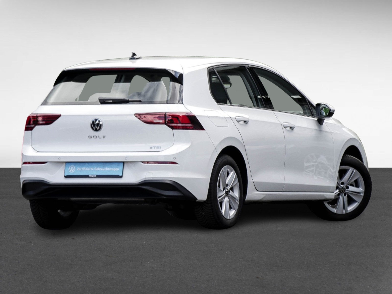 Volkswagen Golf VIII 1.5 eTSI LIFE FACELIFT ACC NAVI SITZHZ