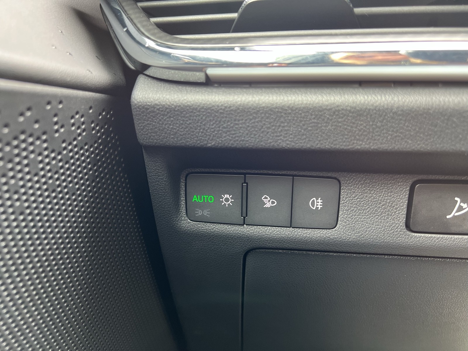 Skoda Enyaq 60 SPORTLINE WÄRMEPUMPE PANO AHK CAM LM20