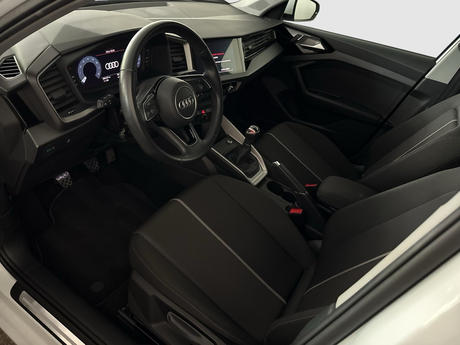 Audi A1 Sportback 25 advanced BLACKPAK CARPLAY SITZHZ