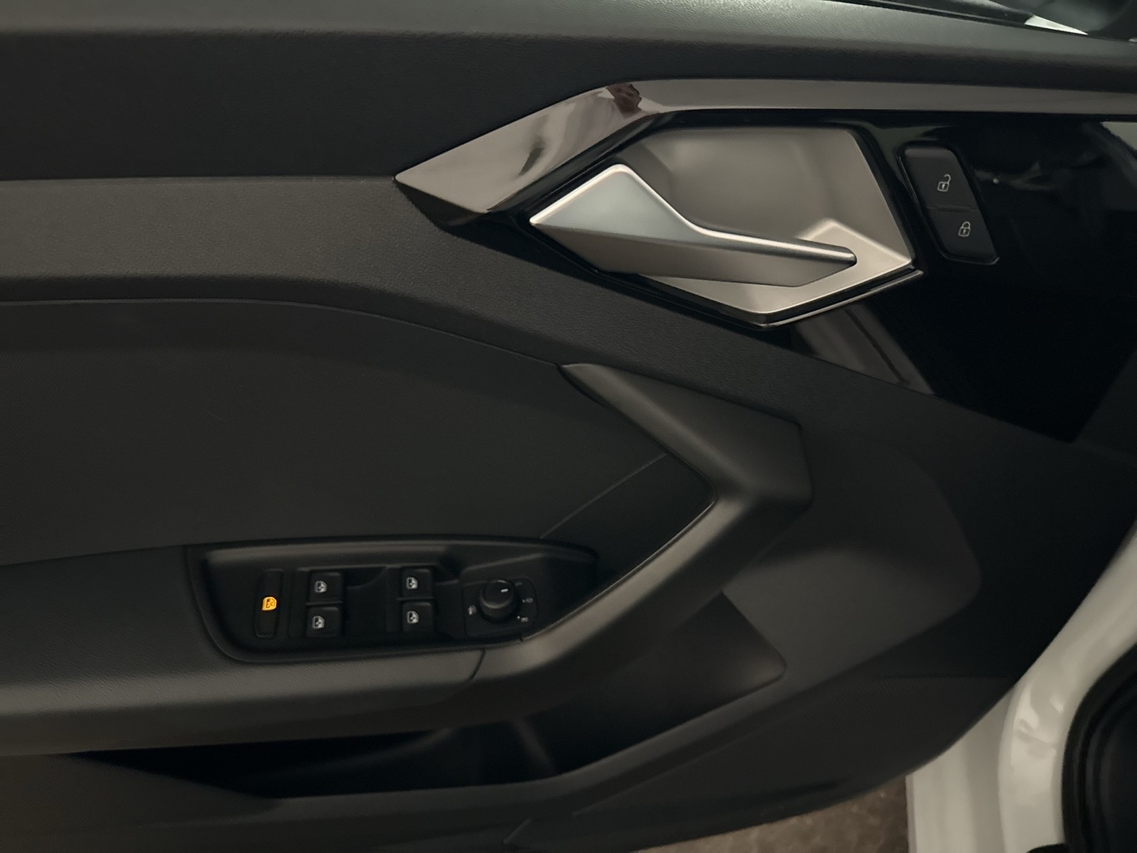 Audi A1 Sportback 25 advanced BLACKPAK CARPLAY SITZHZ