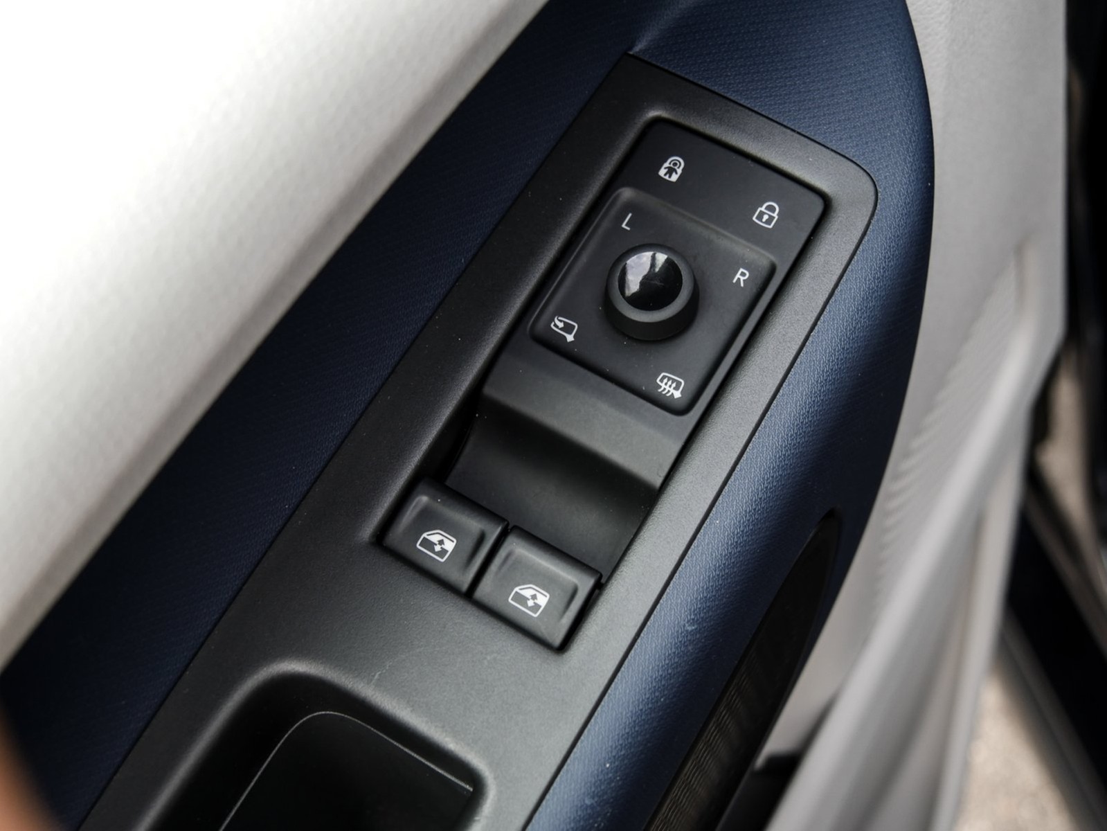 Volkswagen ID.Buzz PRO ACC LM20 MATRIXLED E-KLAPPE NAVI