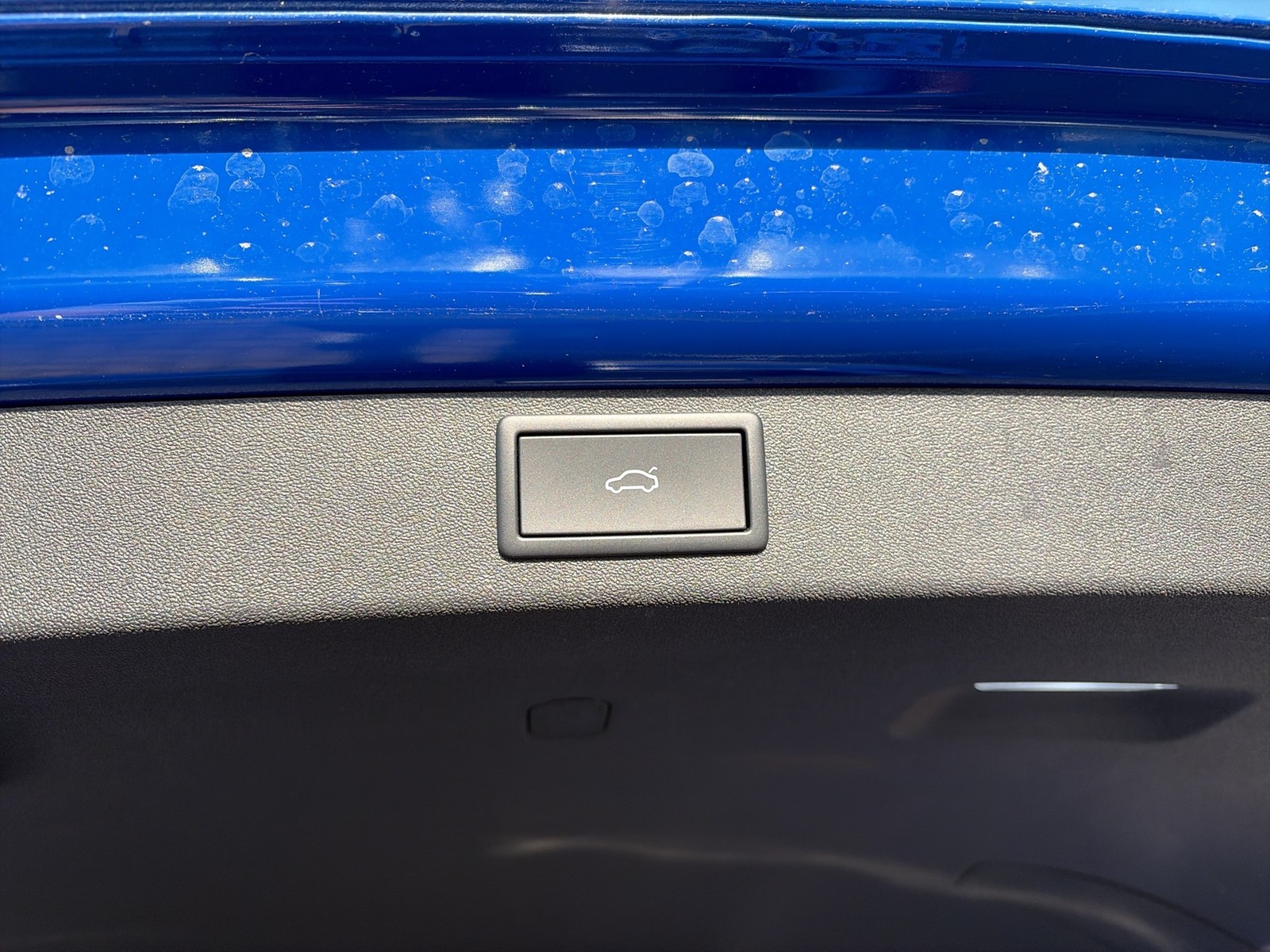 Skoda Enyaq 80 LOFT WÄRMEPUMPE 360°CAM ACC LM19 HEADUP