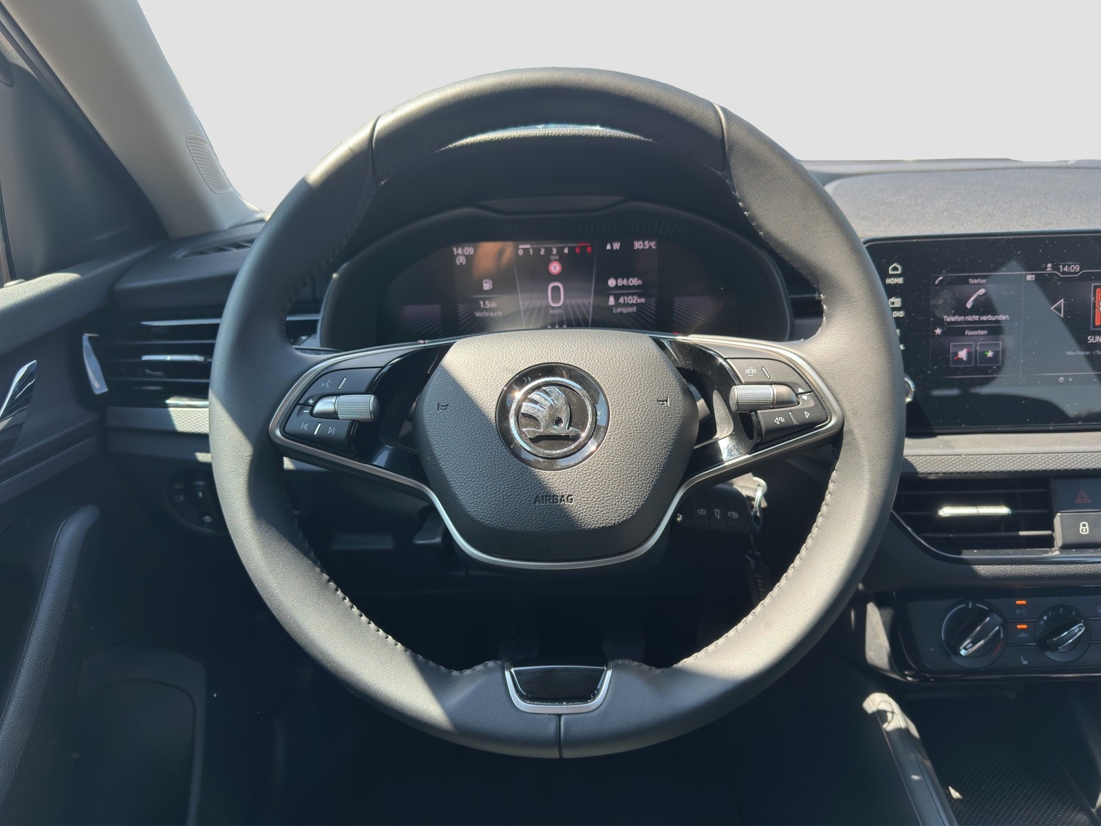 Skoda Scala 1.0 ESSENCE AHK-VORB. CARPLAY SITZHEIZUNG