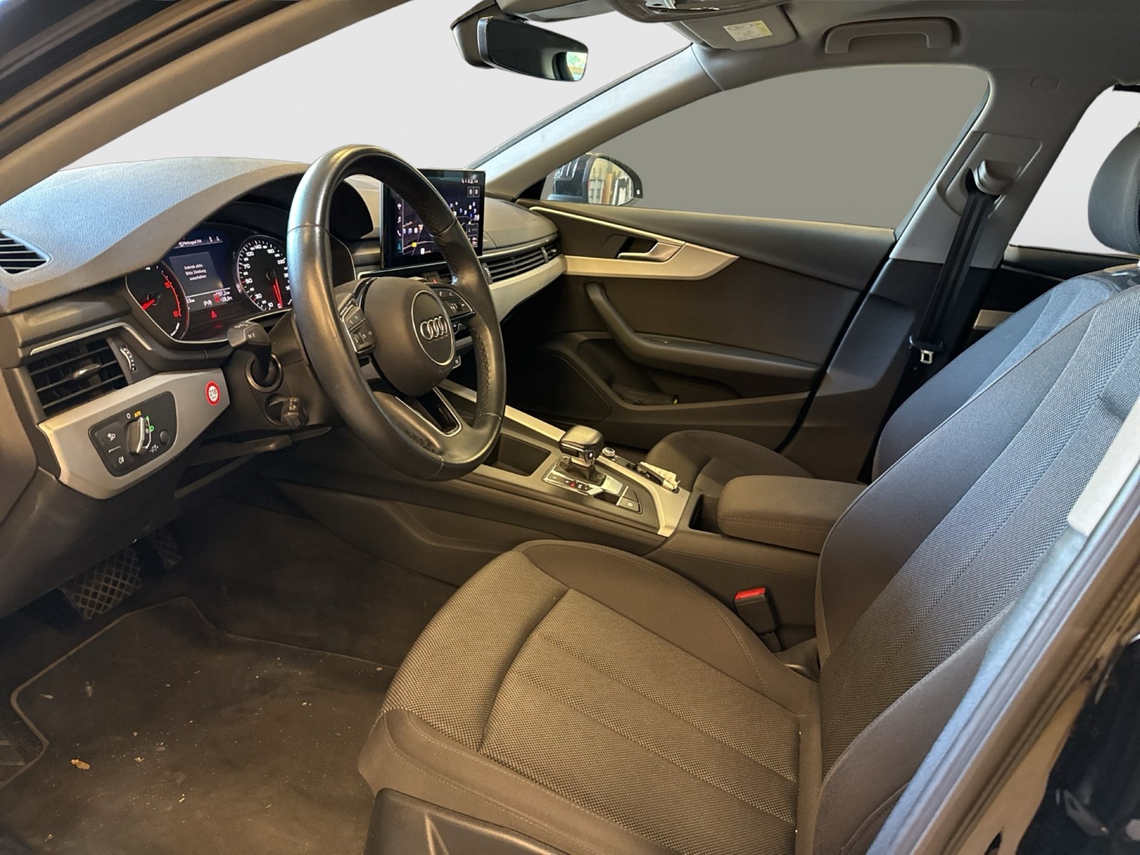 Audi A4 Avant 35 eKLAPPE NAVI+ ALU SITZHEIZUNG