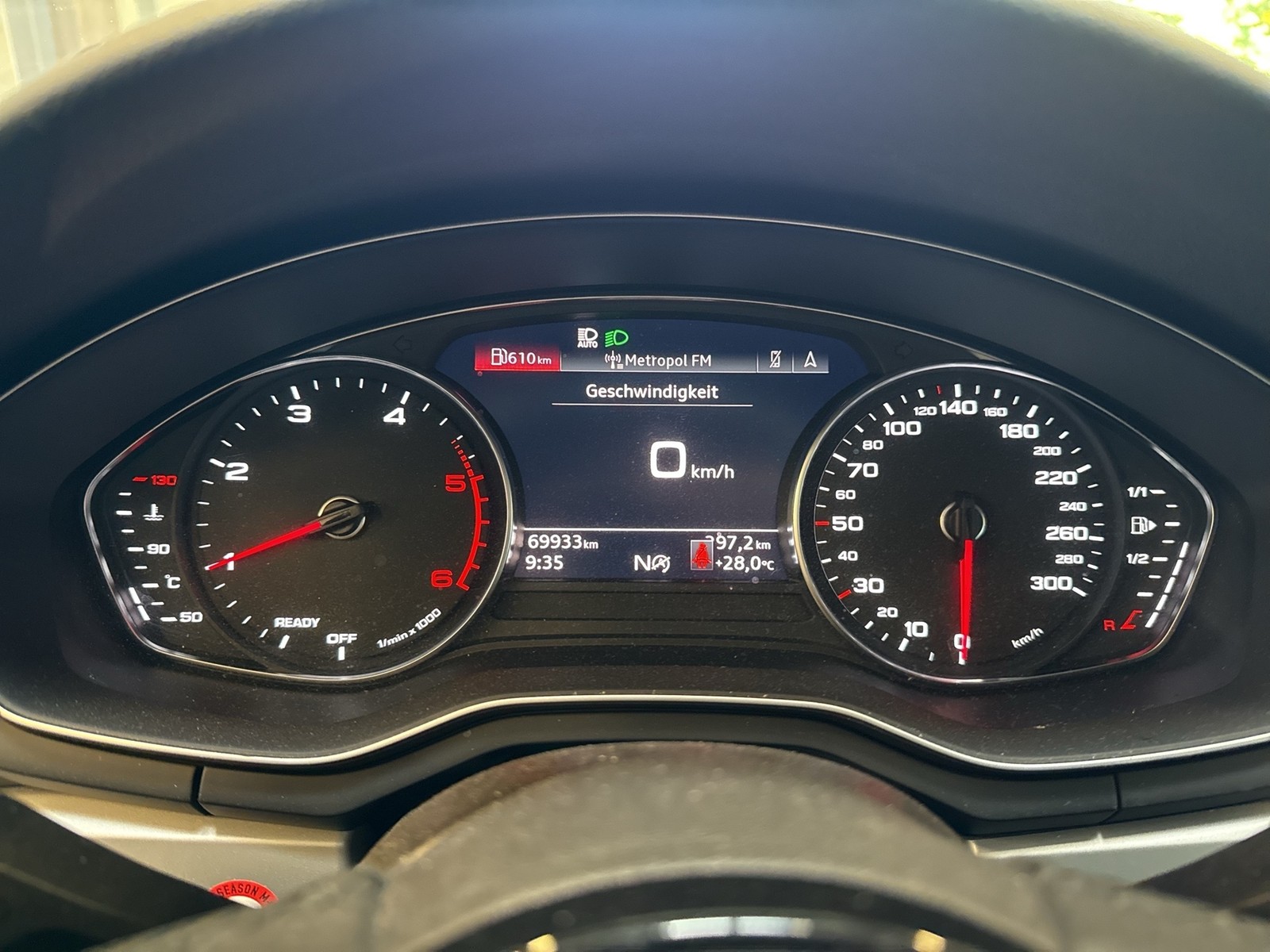 Audi A4 Avant 35 eKLAPPE NAVI+ ALU SITZHEIZUNG