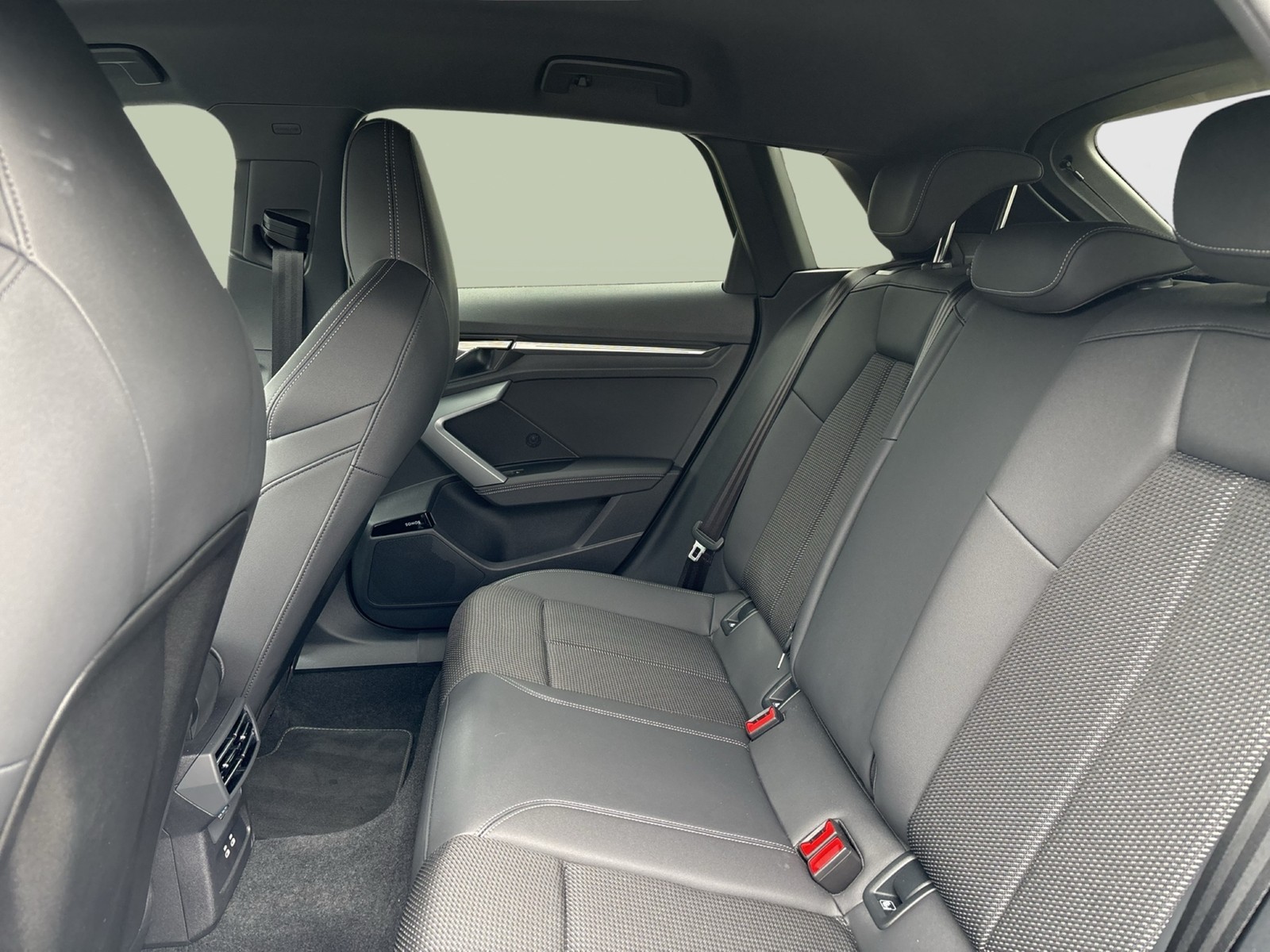 Audi A3 allstreet 40 HYBRID S LINE SONOS AHK CAM ACC