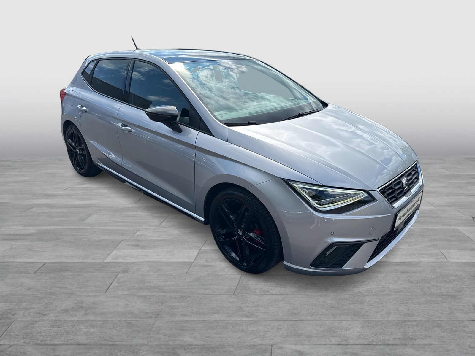 Seat Ibiza 1.5 FR Pro Black Edition PANO CAM ACC LM18