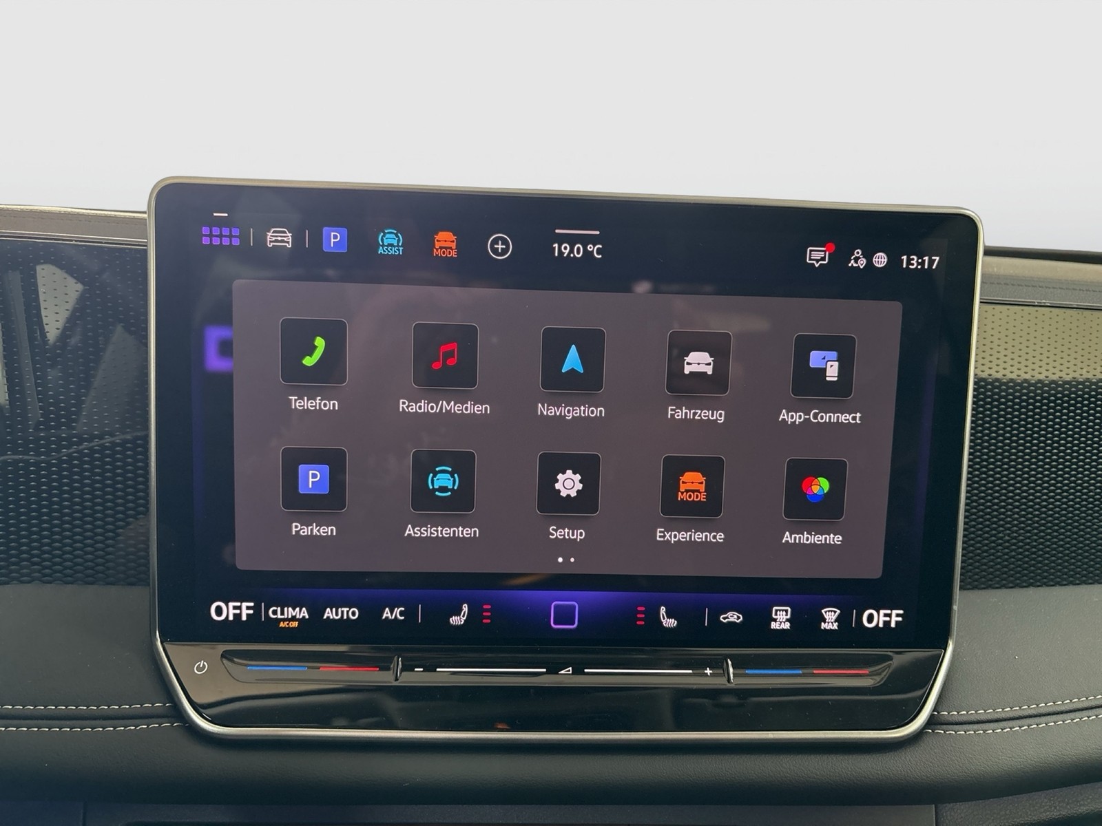 Volkswagen Tiguan 2.0 GOAL AHK 360CAM ACC NAVI LM17 CARPLAY