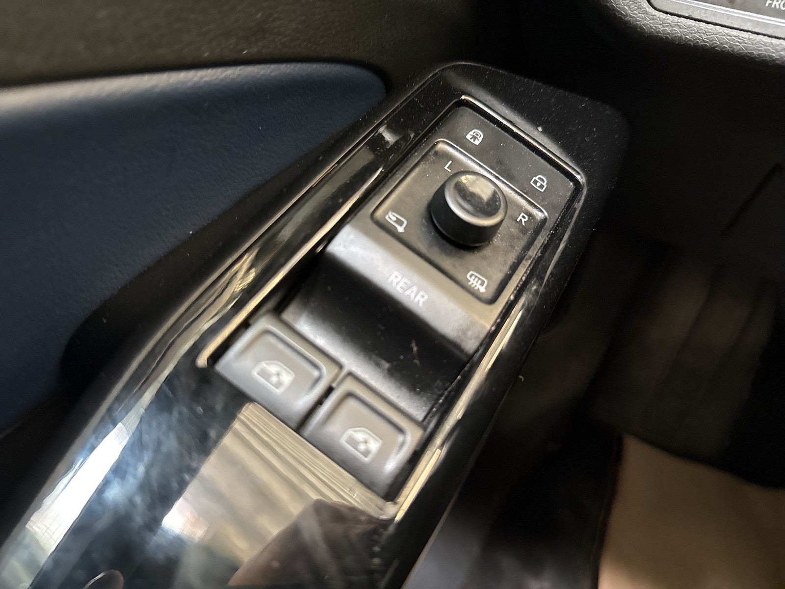 Volkswagen ID.4 GTX 4X4 AHK 360°CAM ACC LM20 MATRIX EKLAPPE