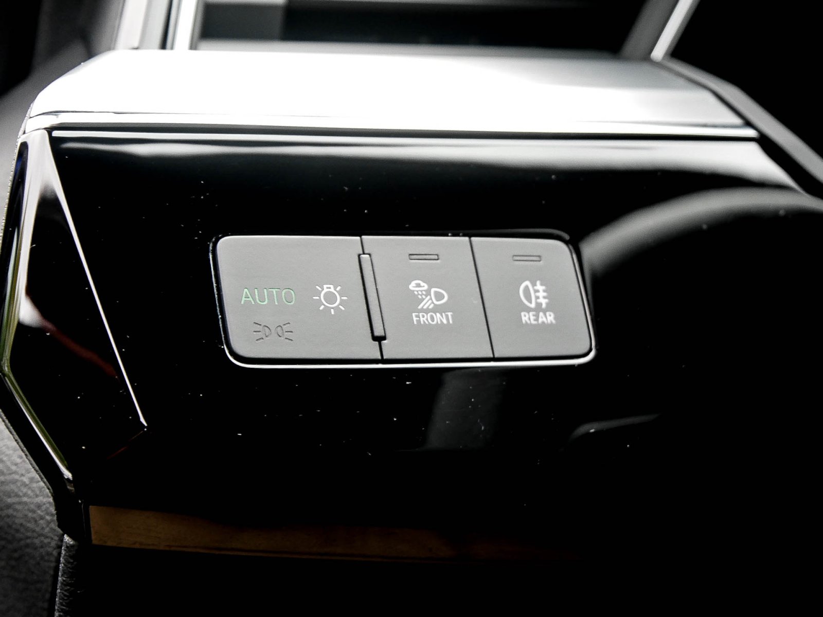 Audi Q8 e-tron Sportback 50 quattro S LINE AHK LM21