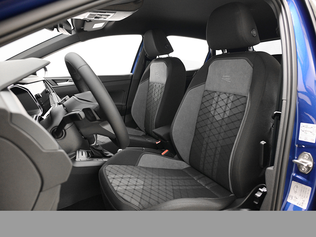 Volkswagen Polo 1.0 R-LINE DSG SPORTPAKET NAVI CAM