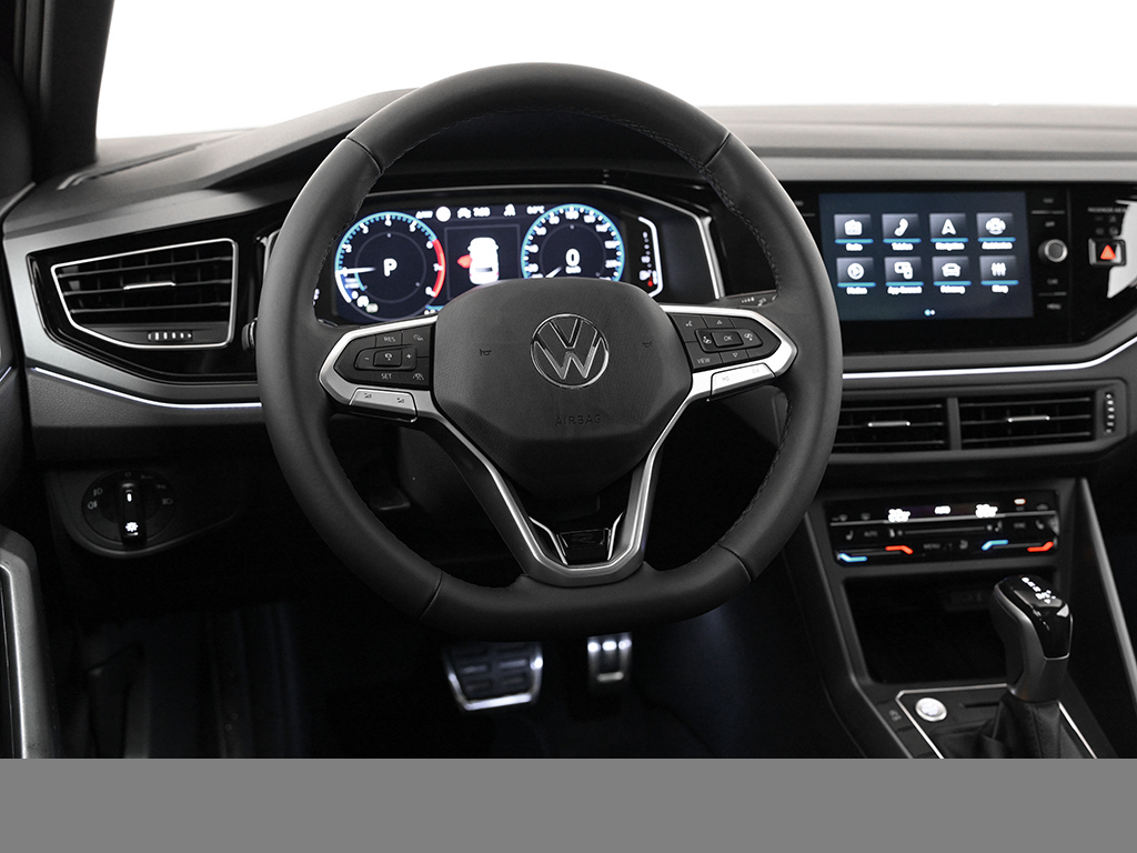 Volkswagen Polo 1.0 R-LINE DSG PANO SPORTPAKET CAM LM17