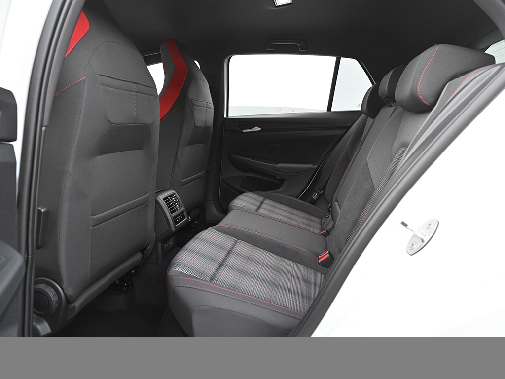 Volkswagen Golf GTI BLACKSTYLE HARMANKARDON MATRIXLED