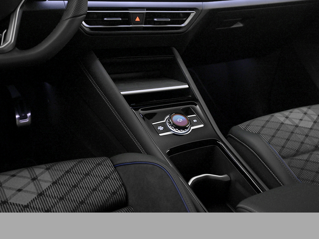 Volkswagen Tiguan 1.5 R-LINE DSG BLACKSTYLE HARMANKARDON