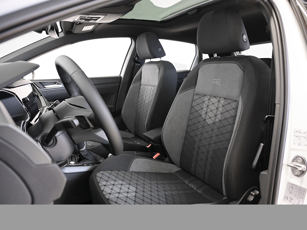 Volkswagen Polo 1.0 R-LINE DSG