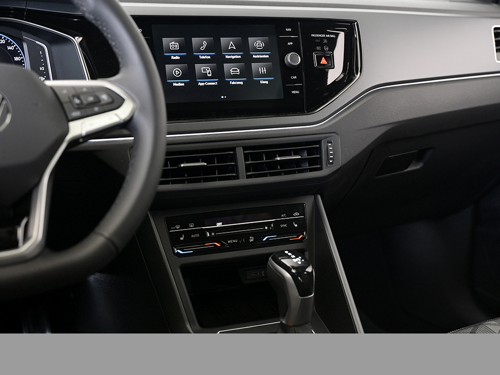 Volkswagen Polo 1.0 R-LINE DSG