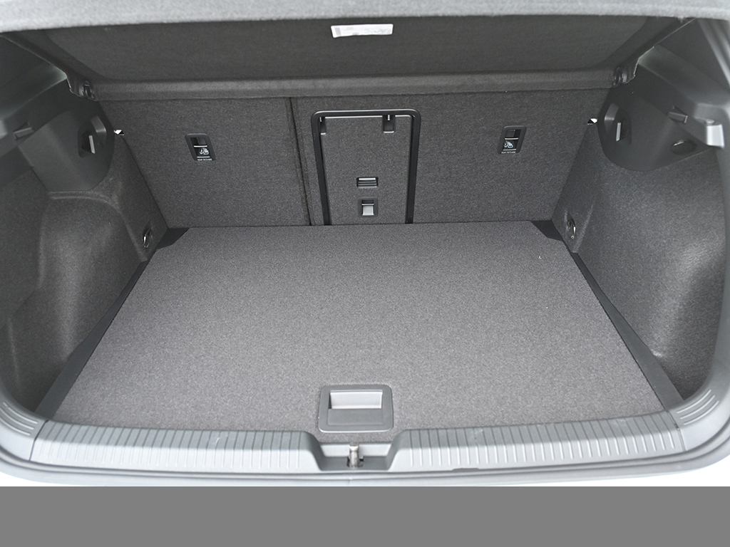 Volkswagen Golf GTI BLACKSTYLE HARMANKARDON MATRIXLED