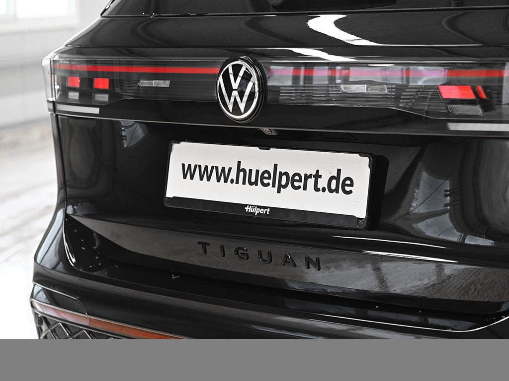 Volkswagen Tiguan 2.0 R-LINE DSG 4X4 LEDER STANDHZG PANO