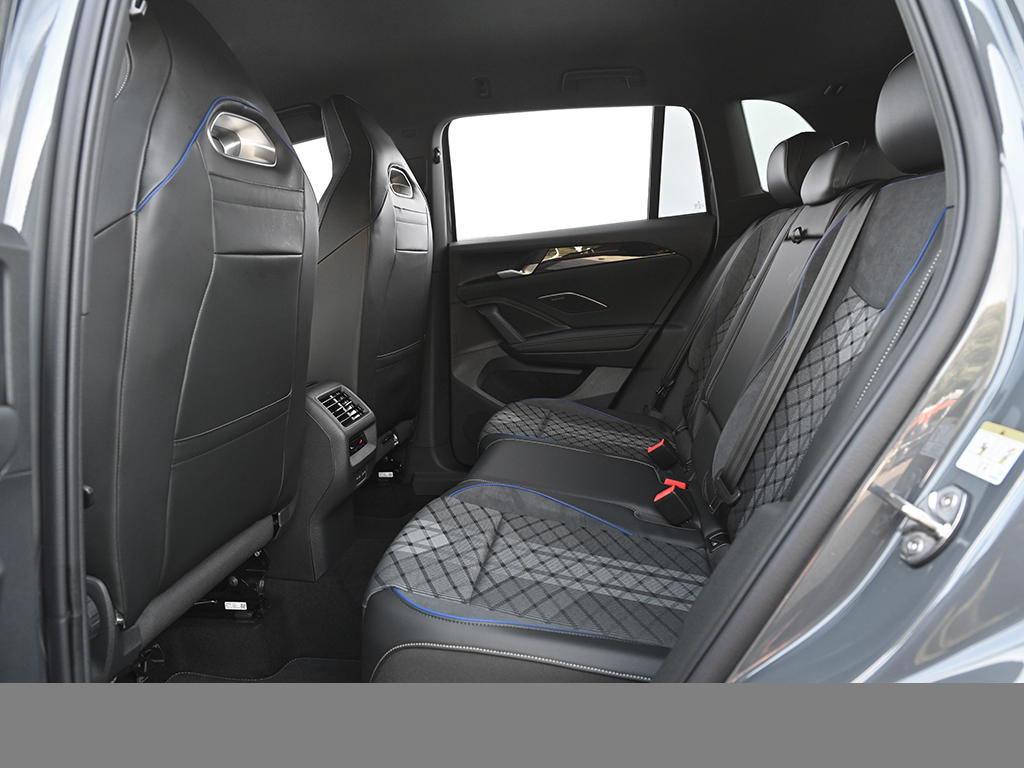 Volkswagen Tiguan 1.5 R-LINE DSG BLACKSTYLE HARMANKARDON