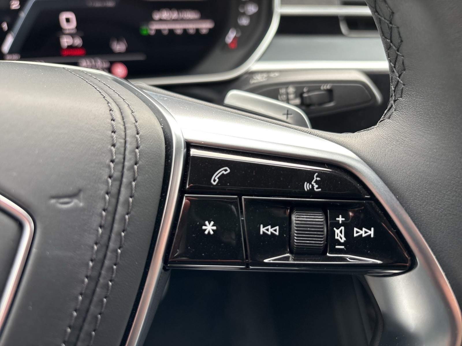 Audi A8 50 quattro S LINE STANDHZ. B&O 360°CAM LM20