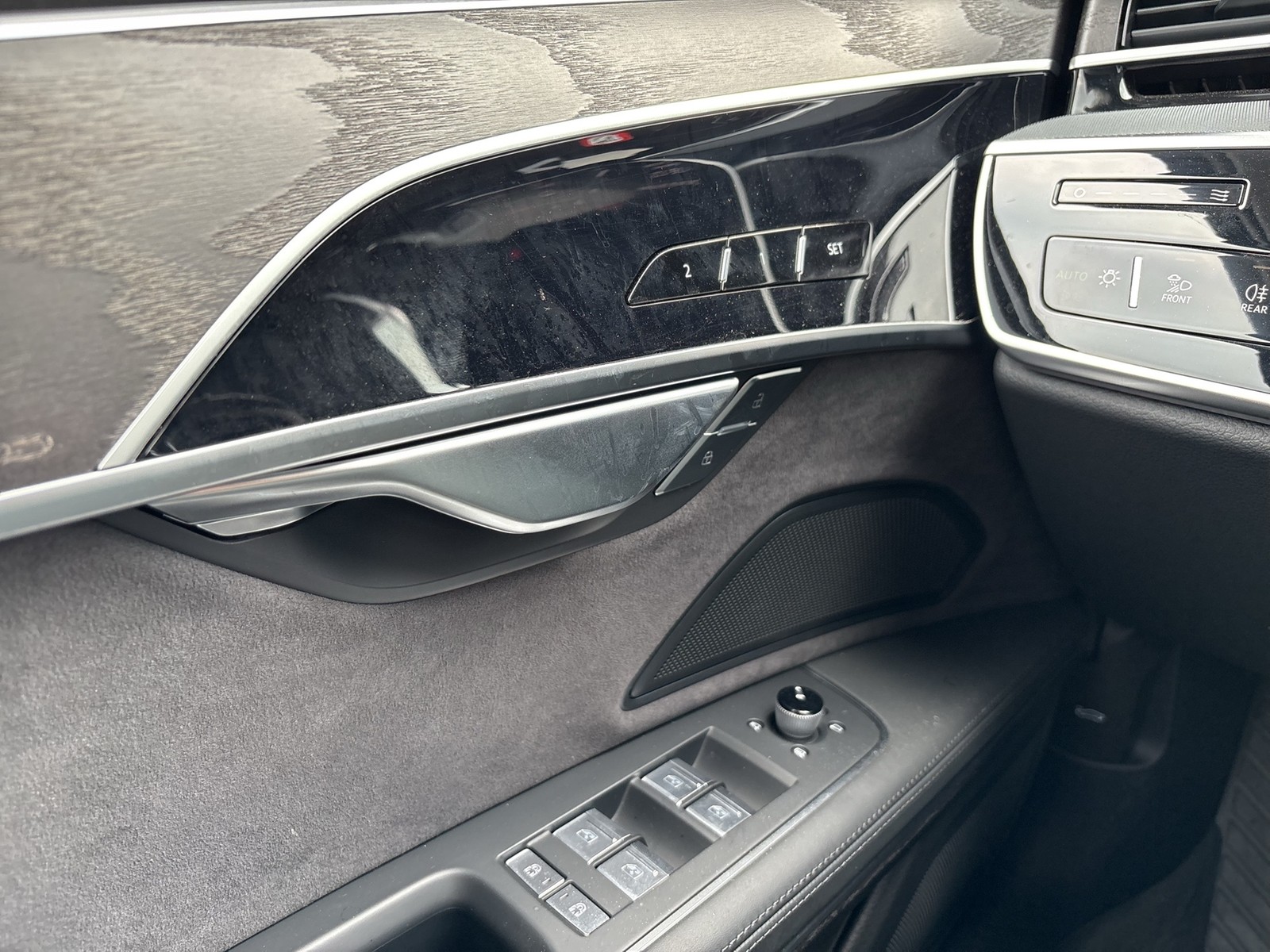 Audi A8 50 quattro S LINE STANDHZ. B&O 360°CAM LM20