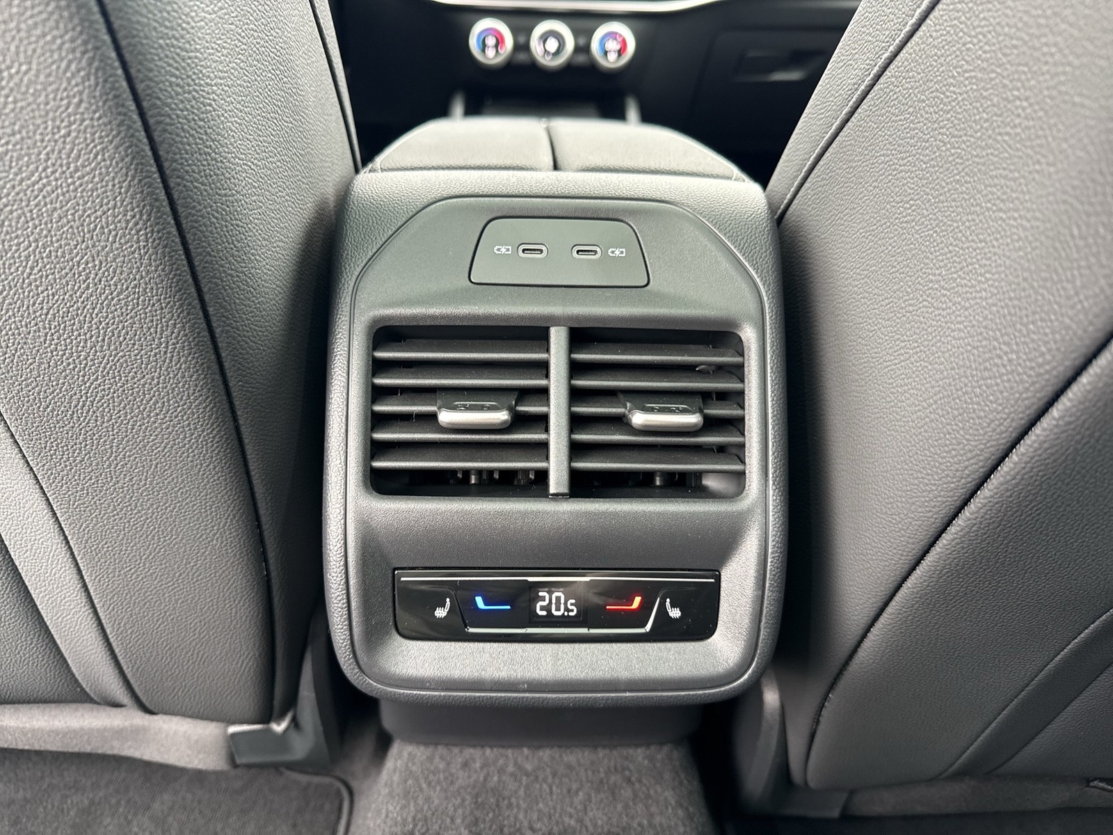 Skoda Superb Combi 2.0 SPORTLINE 4X4 PANO CANTON LM19