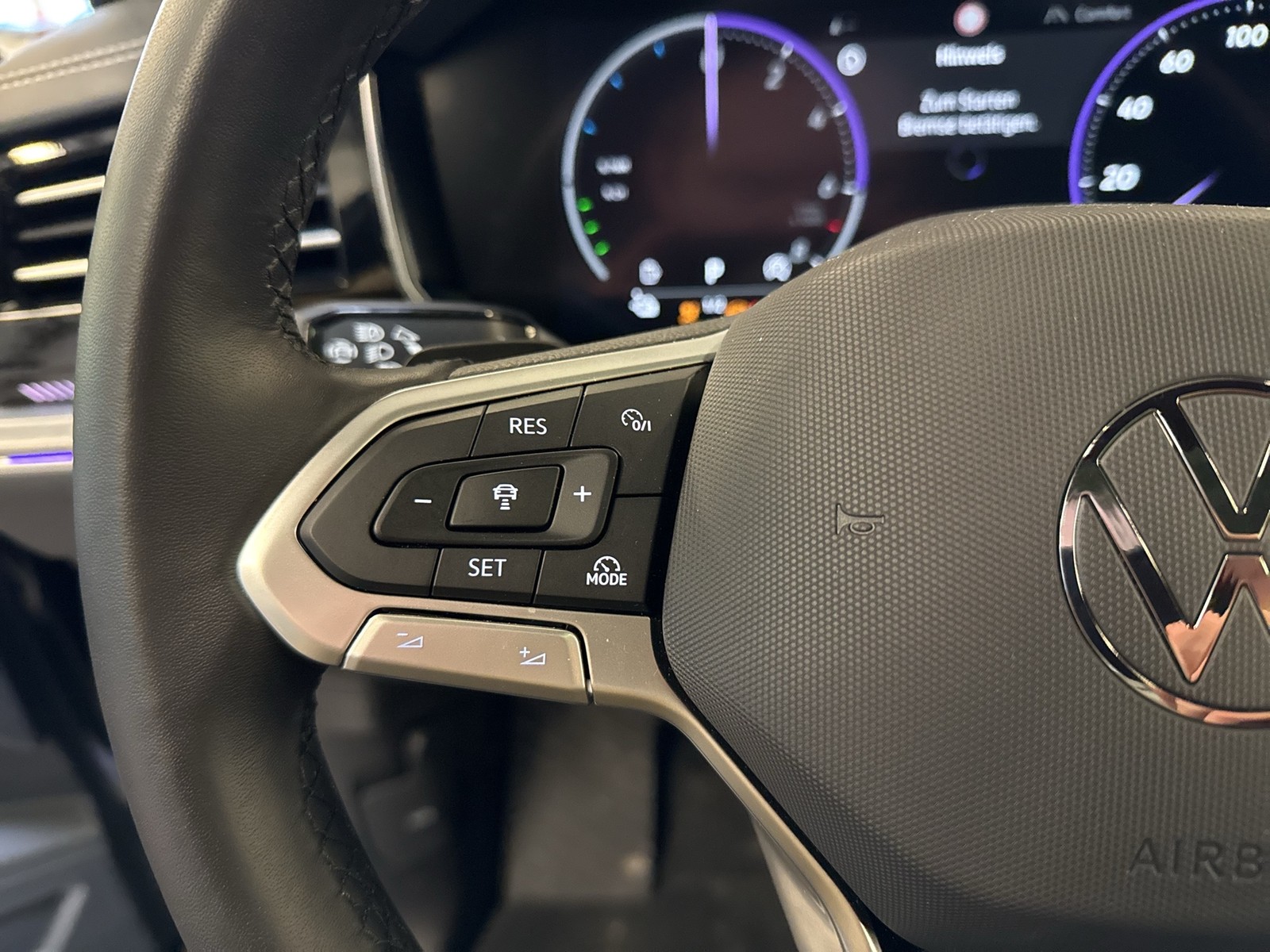 Volkswagen Touareg HYBRID ELEGANCE PANO DYNAUDIO AHK 360CAM