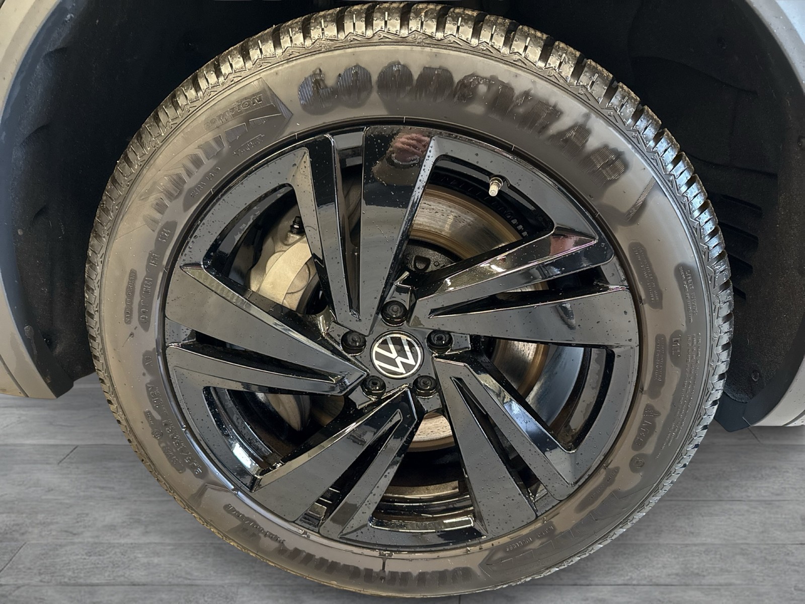 Volkswagen Touareg HYBRID ELEGANCE PANO DYNAUDIO AHK 360CAM