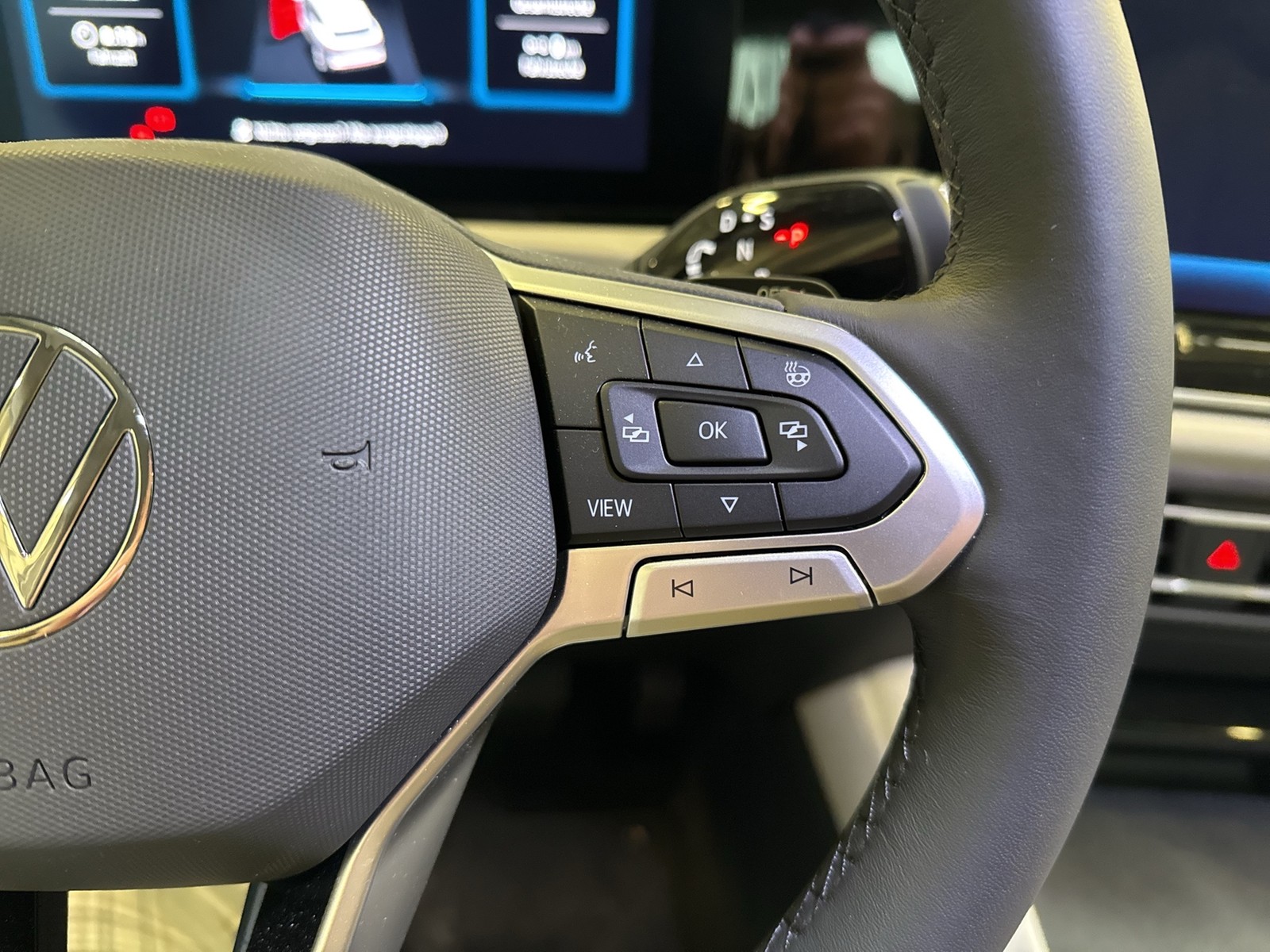 Volkswagen Tiguan 1.5 HYBRID ELEGANCE AHK 360CAM HEADUP ACC