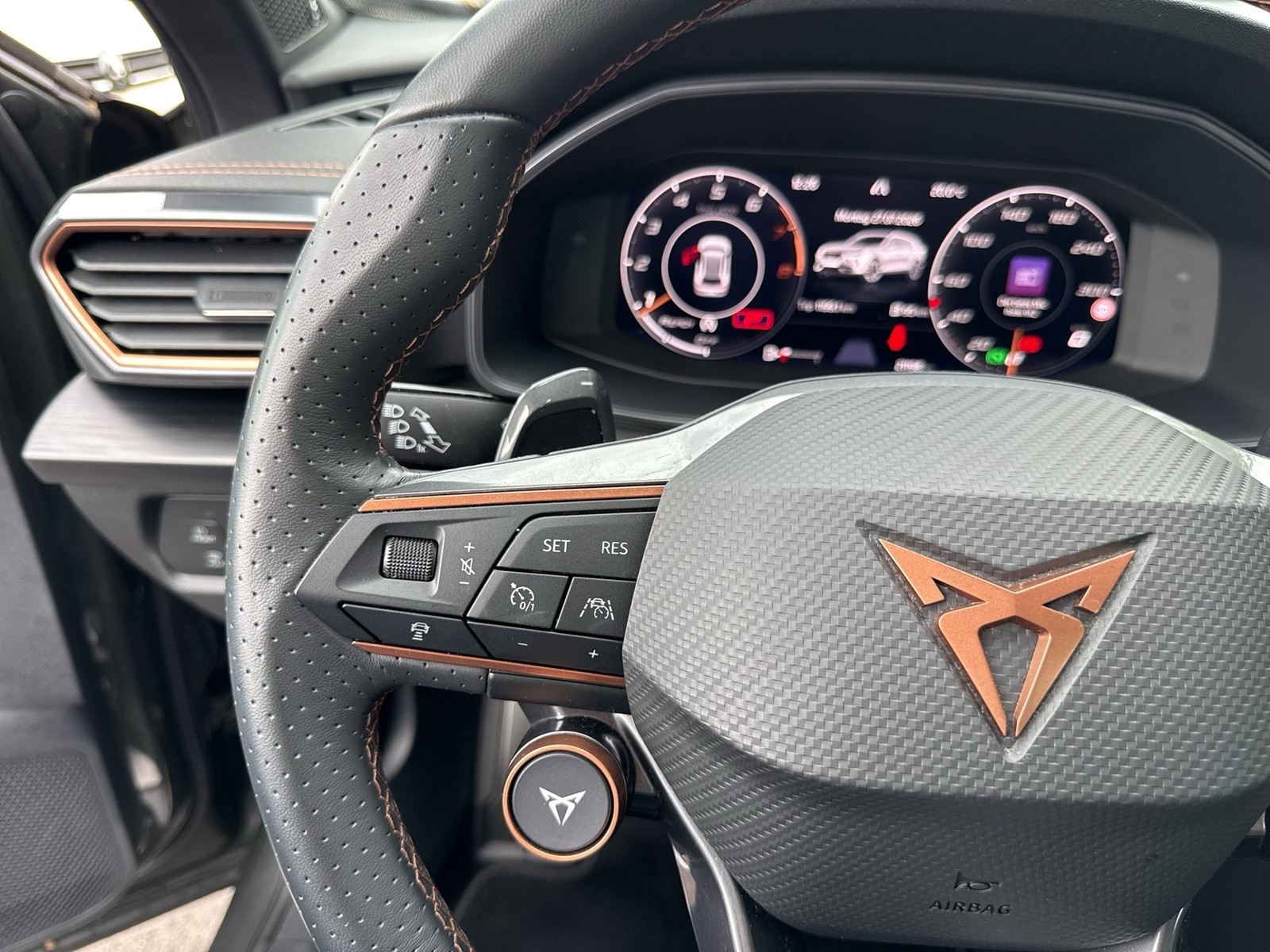 Cupra Formentor 2.0 VZ TRIBE EDITION BEATS 360CAM LM19