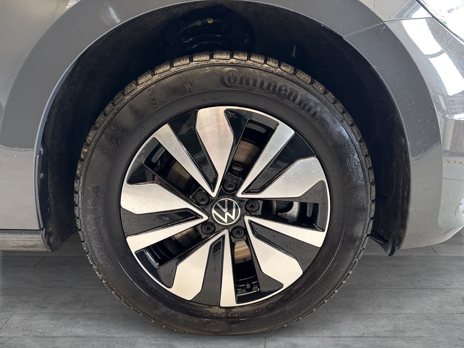 Volkswagen Touran 2.0 GOAL 7SITZE ACC NAVI CARPLAY SITZHEIZ