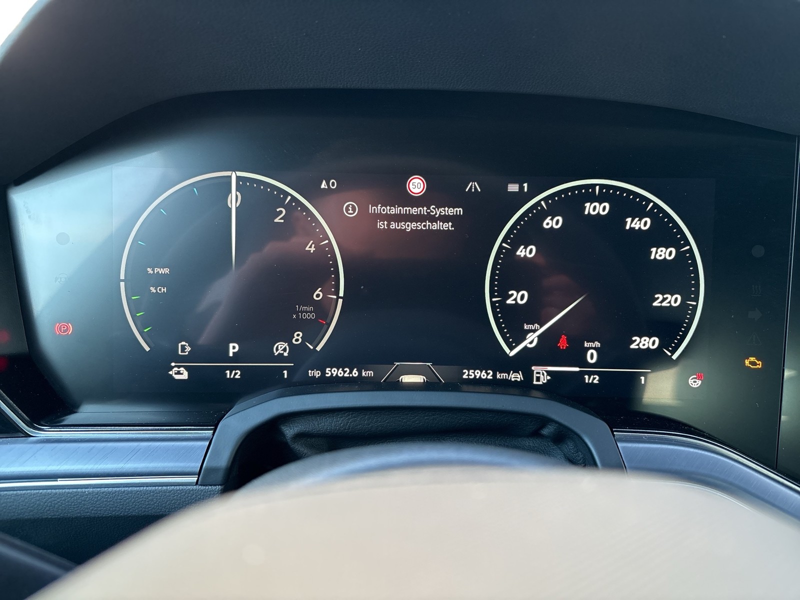 Volkswagen Touareg HYBRID R PANO DYNAUDIO 360°CAM ACC LM21