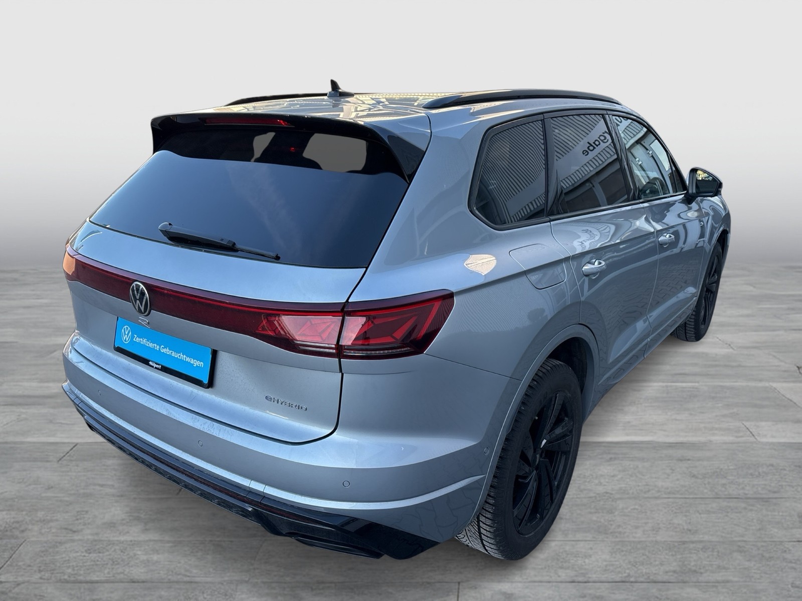 Volkswagen Touareg HYBRID R PANO DYNAUDIO 360°CAM ACC LM21