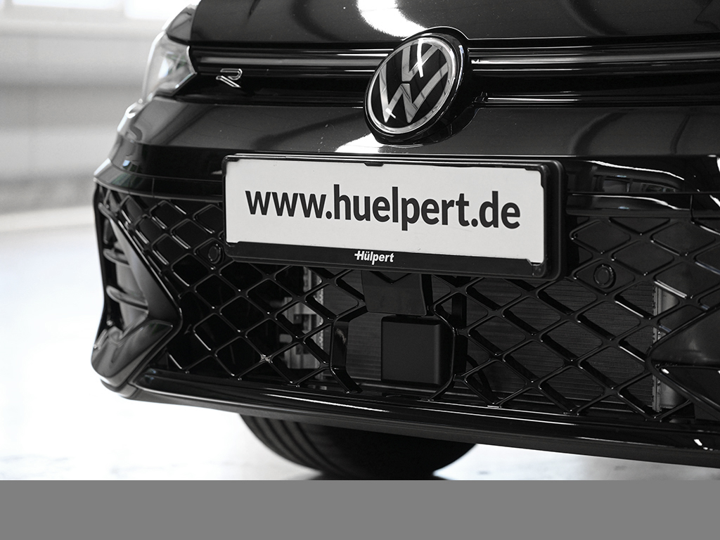 Volkswagen Golf 1.5 eTSI R-LINE AHK MATRIXLED BLACKSTYLE CAM LM18