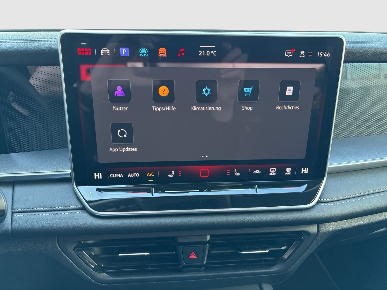 Volkswagen Tayron 2.0 LIFE AHK CAM ACC LM18 CARPLAY SITZHZ.
