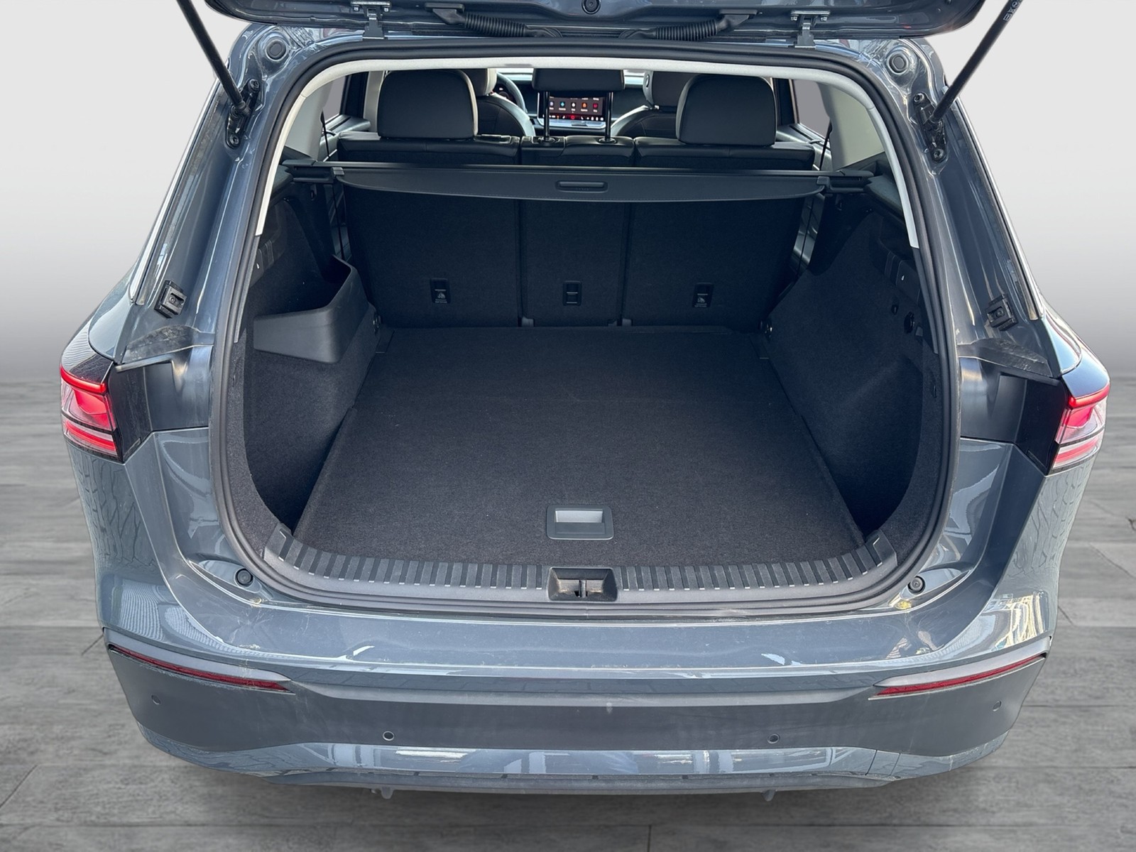 Volkswagen Tayron 2.0 LIFE AHK CAM ACC LM18 CARPLAY SITZHZ.