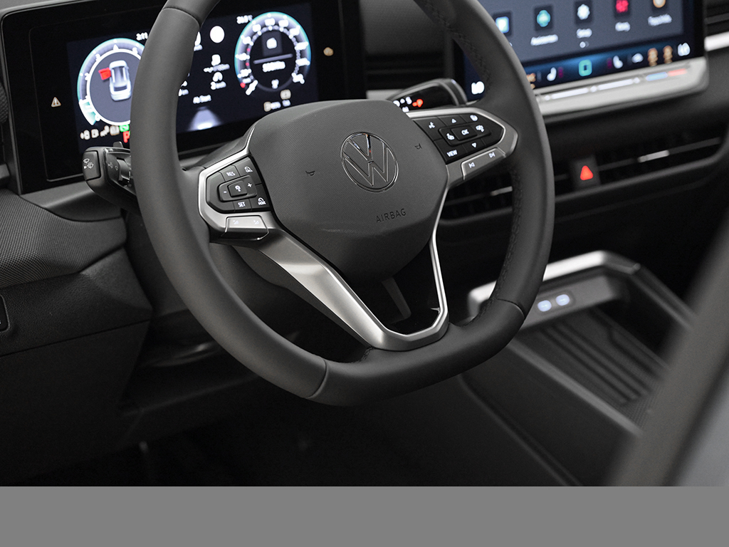 Volkswagen T-Roc 1.5 eTSI LIFE DSG AHK ALLWETTERREIFEN CAM ACC