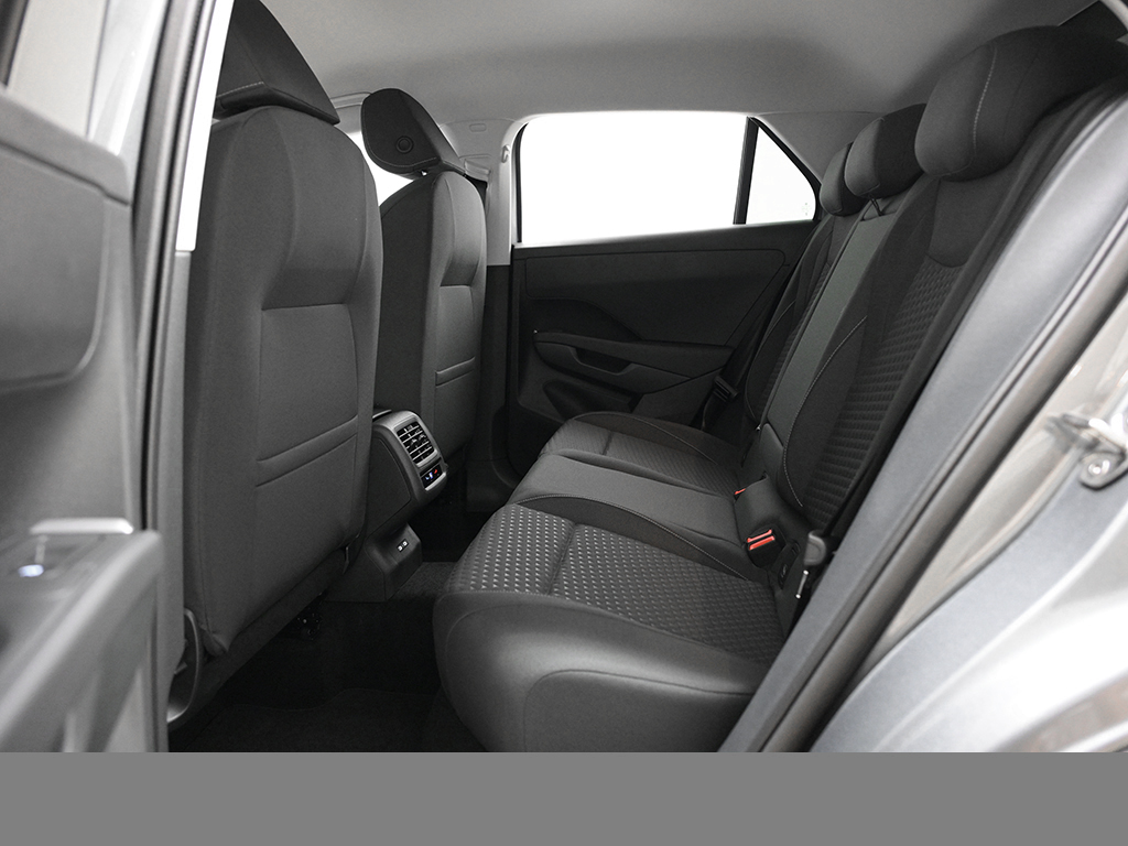 Volkswagen T-Roc 1.5 eTSI LIFE DSG AHK ALLWETTERREIFEN CAM ACC
