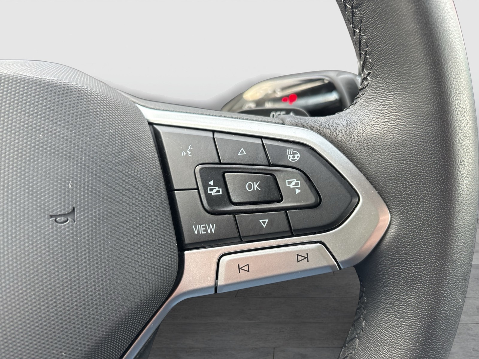 Volkswagen Tayron 2.0 ELEGANCE 4X4 AHK 360°CAM ACC HEAD-UP