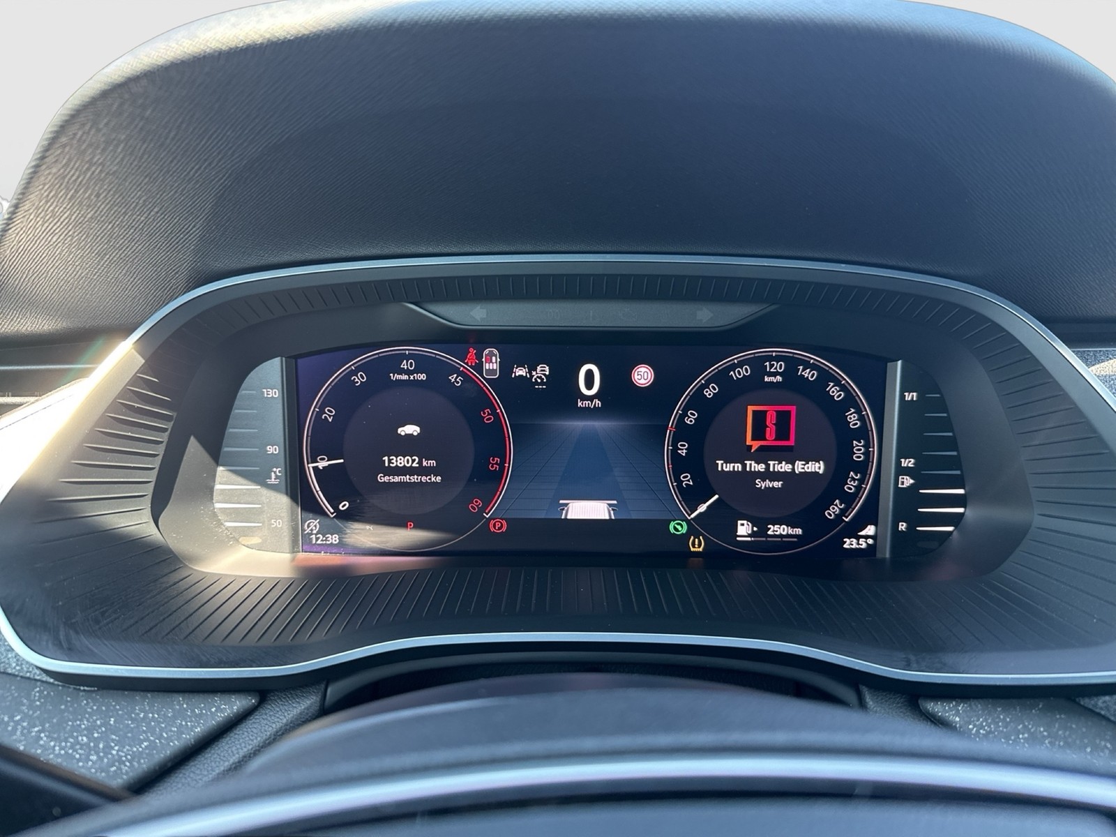 Skoda Octavia Combi 2.0 SELECTION AHK CAM ACC NAVI