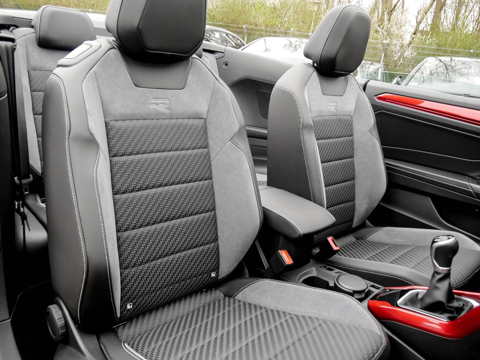 Volkswagen T-Roc Cabriolet 1.5 R-LINE ACC LM17 NAVI SITZHZ.
