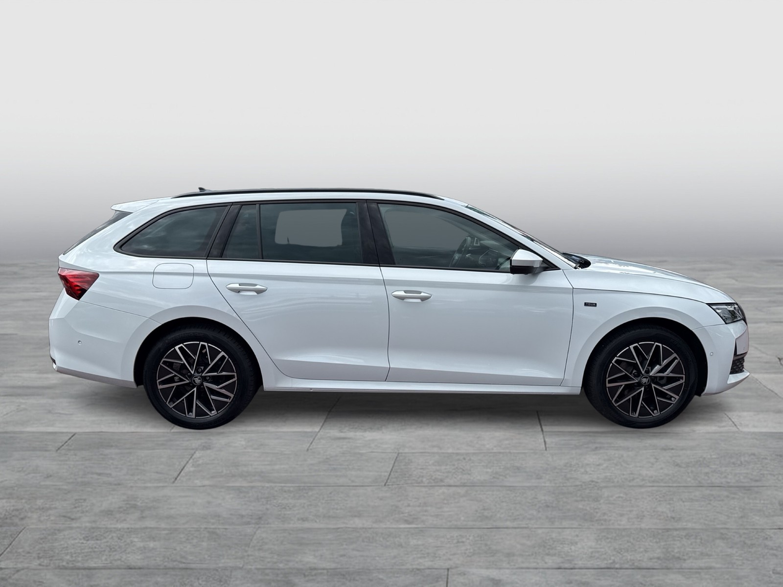 Skoda Octavia Combi 2.0 TOUR PANO 360°CAM ACC HEAD-UP
